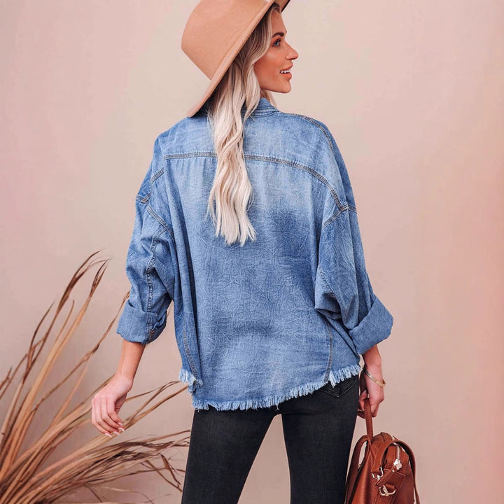 Veste en jean pour femmes dans un style décontracté oversize avec des détails frangés Levoire