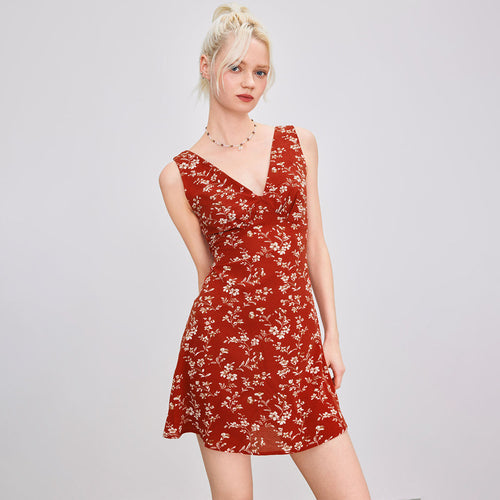 Robe mini fleur pour femmes avec décolleté en V profond et coupe ajustée Levoire