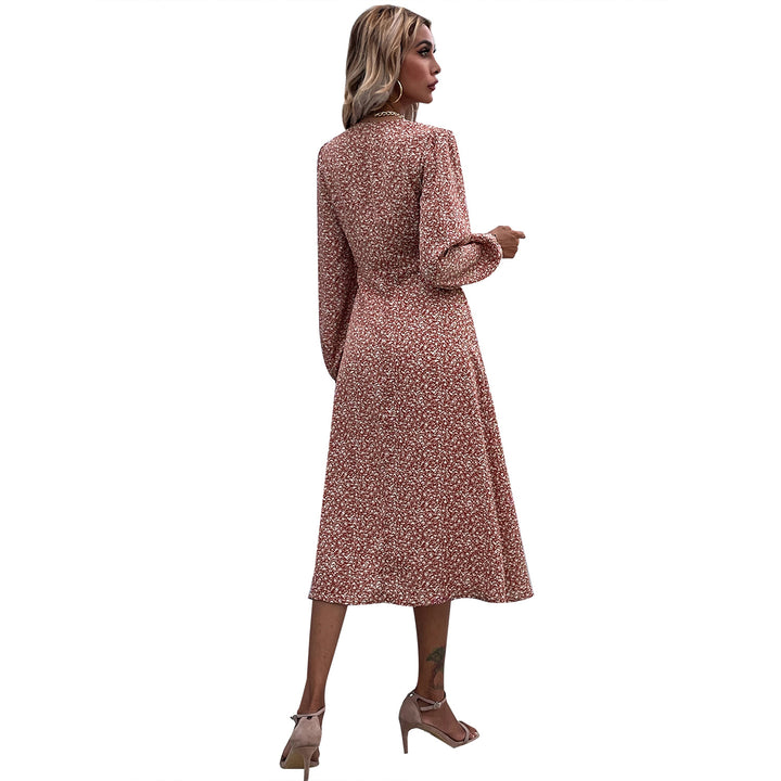 Robe midi pour femmes avec imprimé floral et design élégant de boutons Levoire