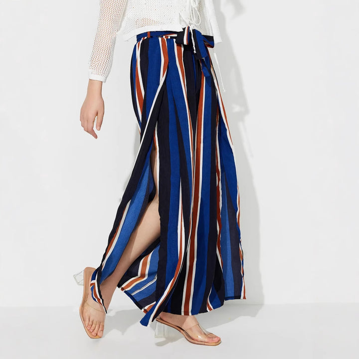 Pantalons palazzo larges pour femmes avec ceinture stylée et motif rayé moderne Levoire