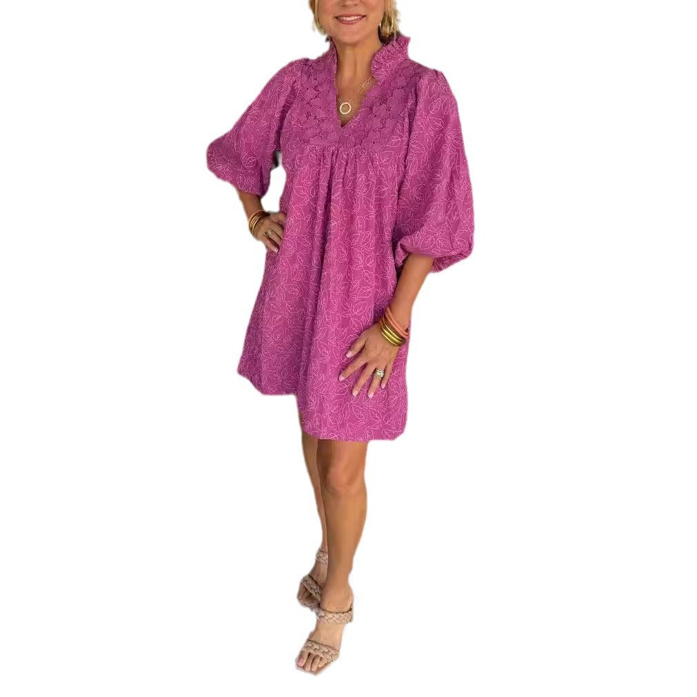 Robe décontractée pour femmes avec des détails en volants et un élégant col en V Levoire