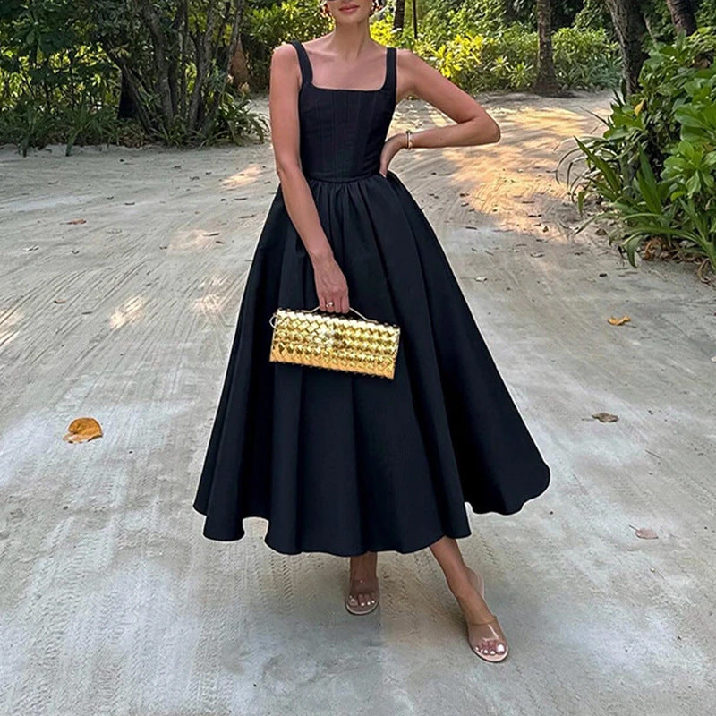 Robe maxi femme avec élégante coupe A et décolleté carré Levoire