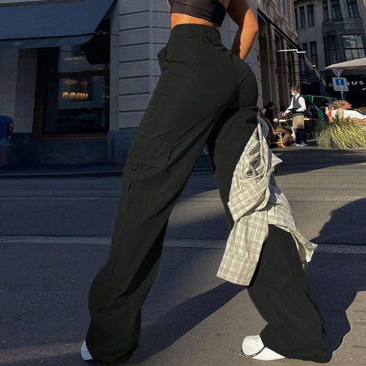 Pantalons cargo pour femmes avec coupe large et poches fonctionnelles Levoire