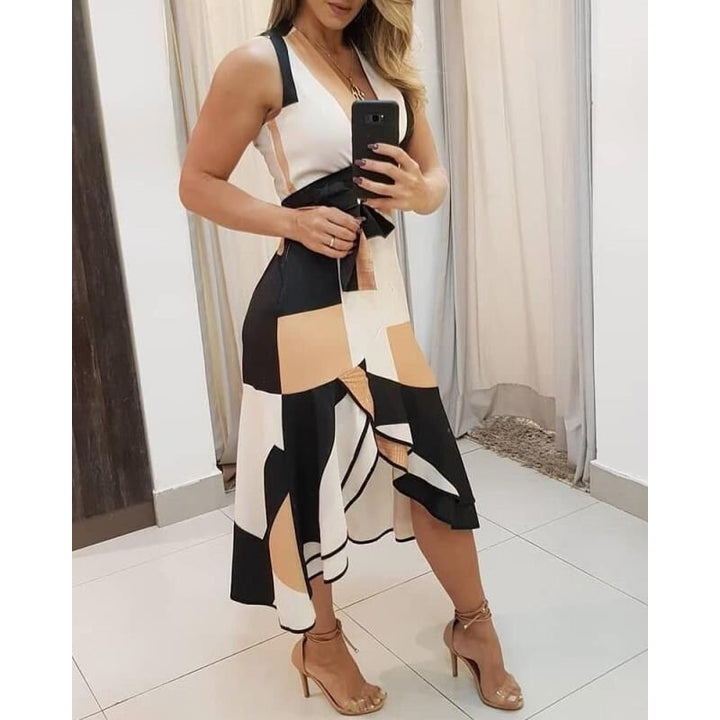 Robe portefeuille femme avec motif graphique moderne et détail de ceinture Levoire