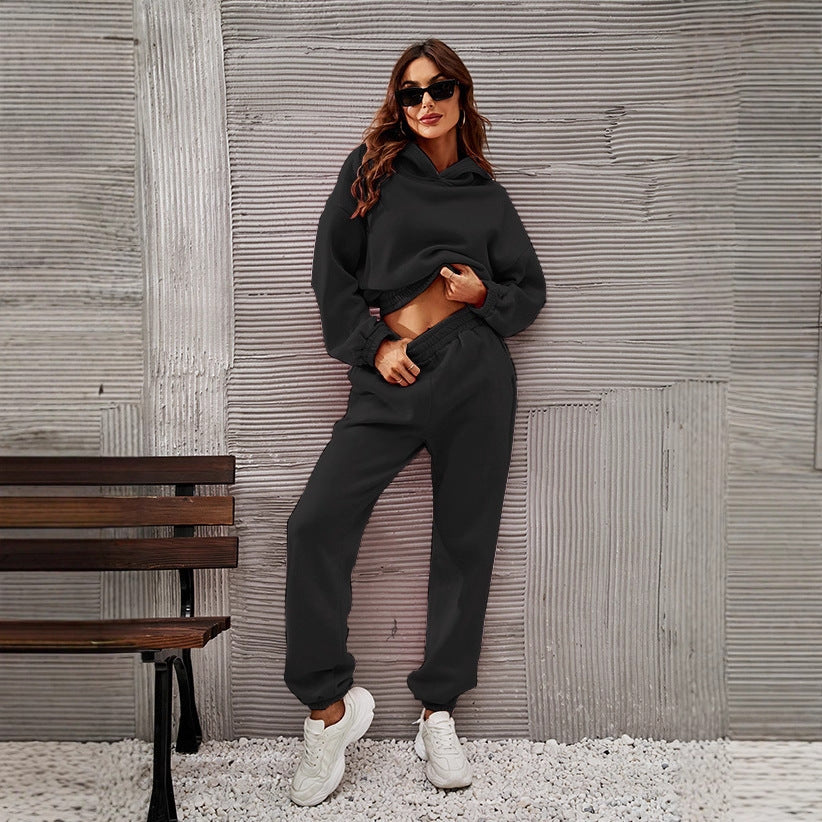 Ensemble de loisirs sportif pour femmes avec sweat à capuche surdimensionné et joggers élastiques Levoire