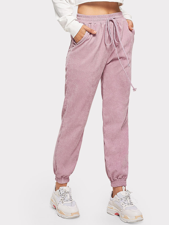 Pantalons de survêtement pour femmes avec taille élastique et poches latérales pratiques Levoire