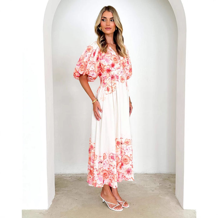 Robe maxi pour femmes avec manches bouffantes volumineuses et design floral Levoire