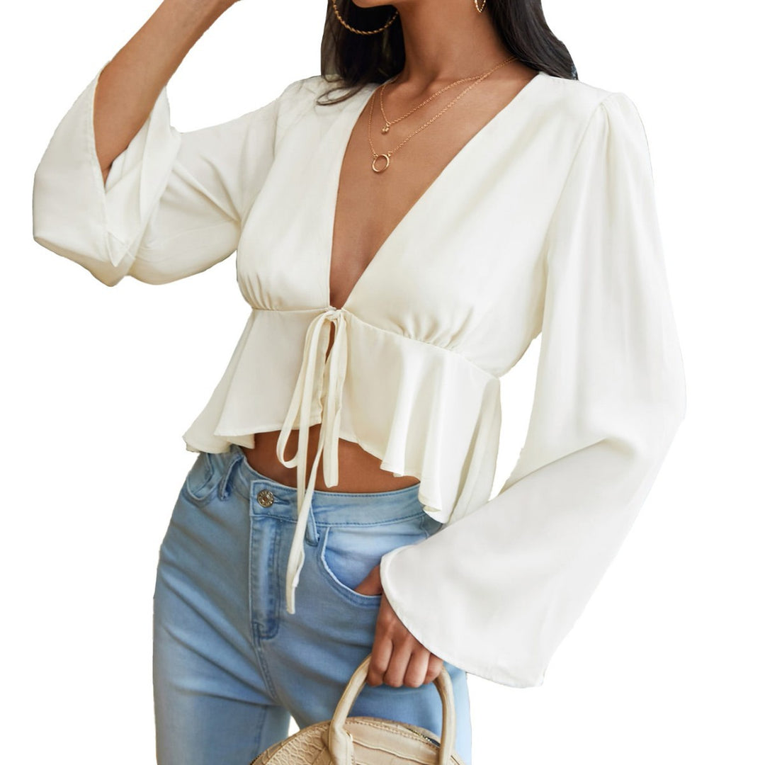 Blouse élégante pour femmes avec décolleté en V profond et détail de lien Levoire