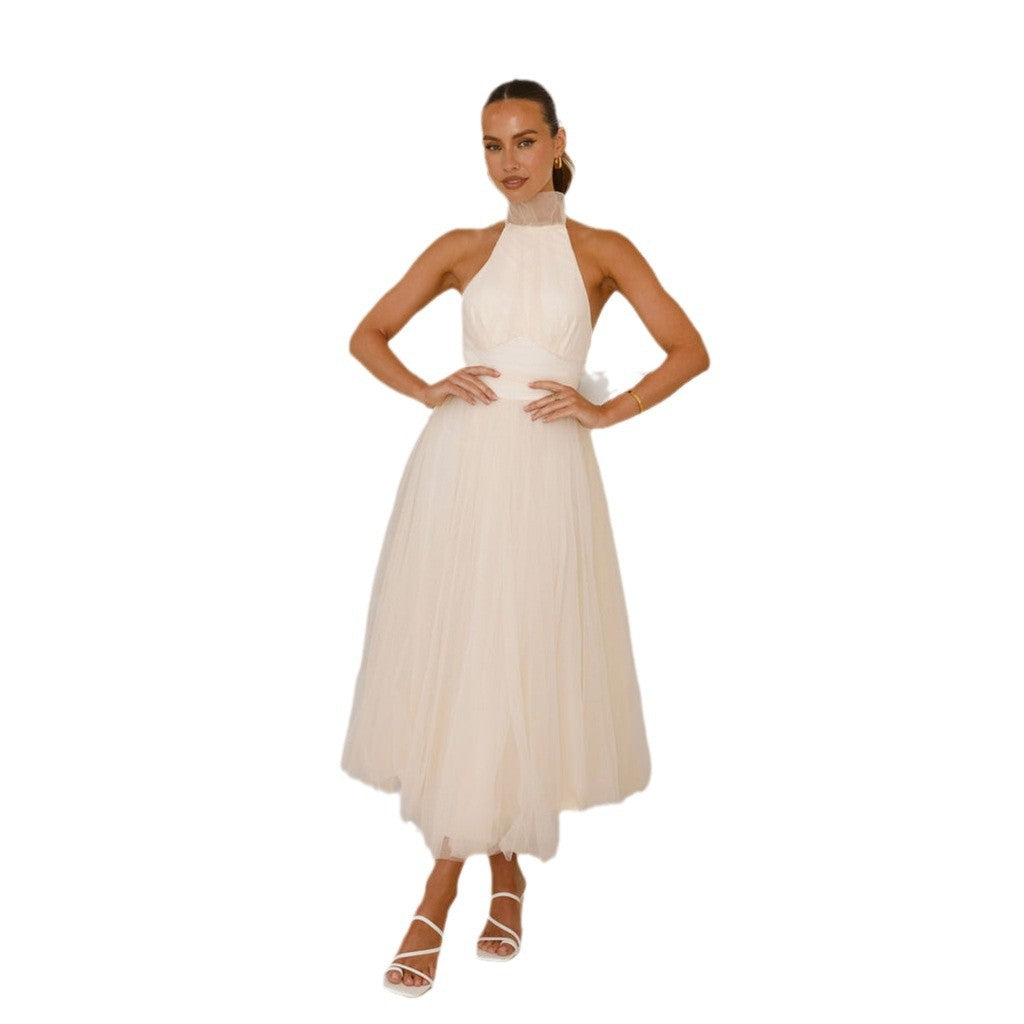 Robe de cocktail élégante pour femmes en tulle avec design à col haut Levoire