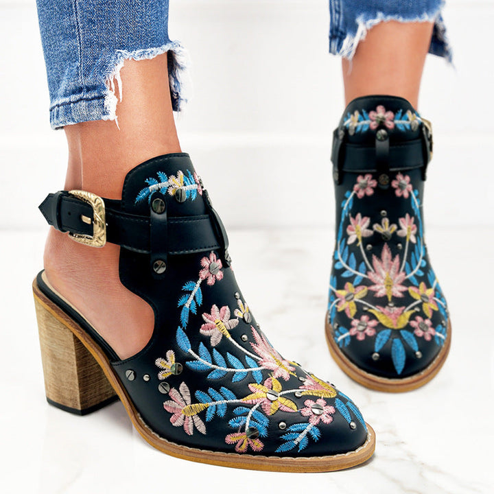 Levoire | Chaussures avec Broderie Élégante et Confort Optimal pour Femmes Noir