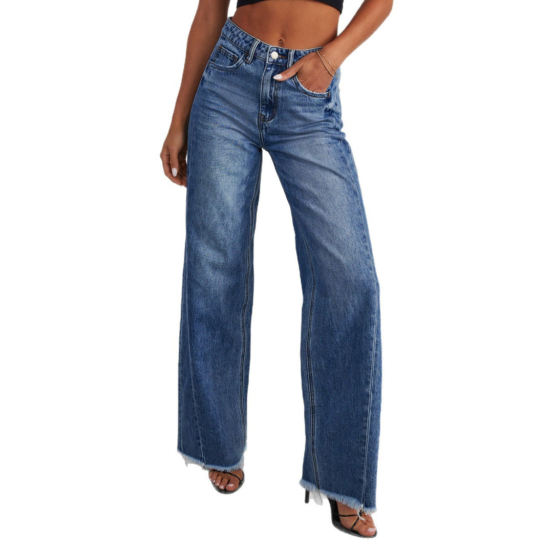 Jeans en denim à coupe large pour femmes avec ourlet effiloché Levoire