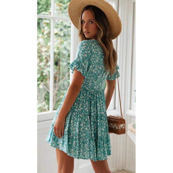 Robe d'été pour femme avec des détails de volants floraux et une silhouette aérienne Levoire