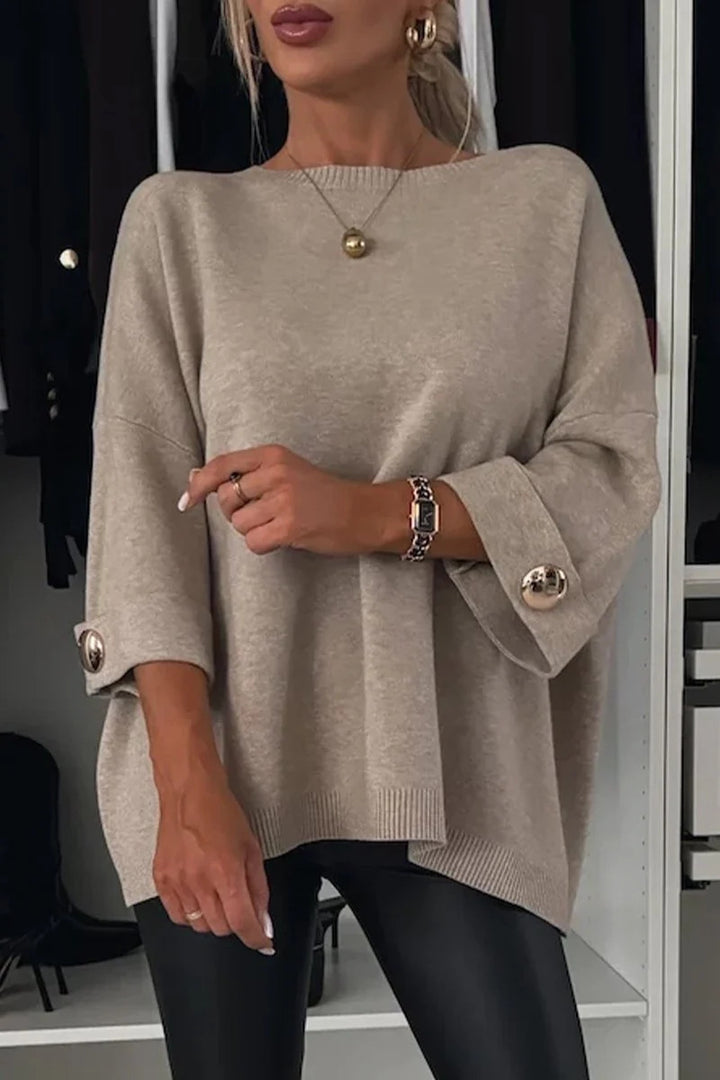 Pull oversized élégant pour femmes avec des détails de boutons raffinés Levoire