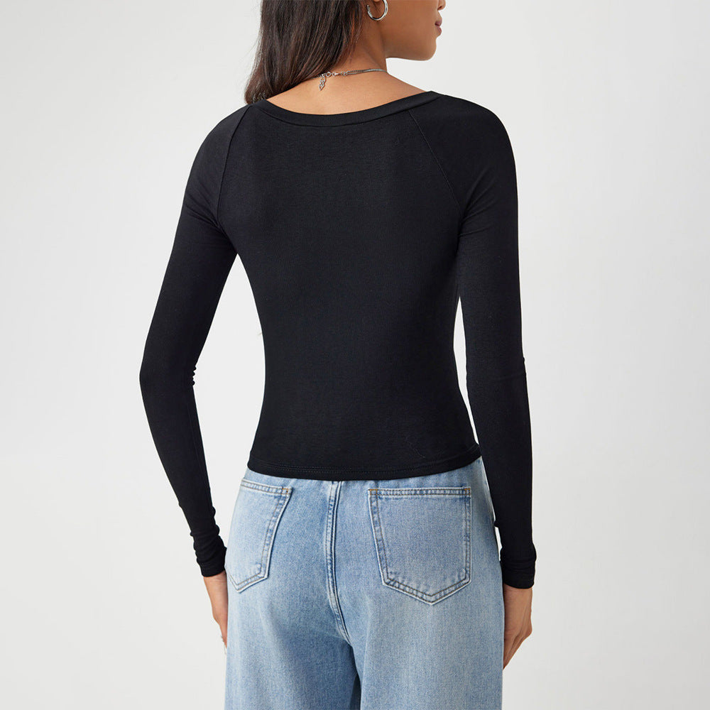 Chemise à manches longues pour femmes avec une coupe flatteuse pour la silhouette et un élégant col rond Levoire
