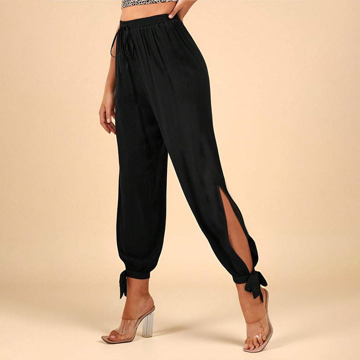 Pantalons élégants pour femmes avec fentes latérales et cordon de serrage Levoire