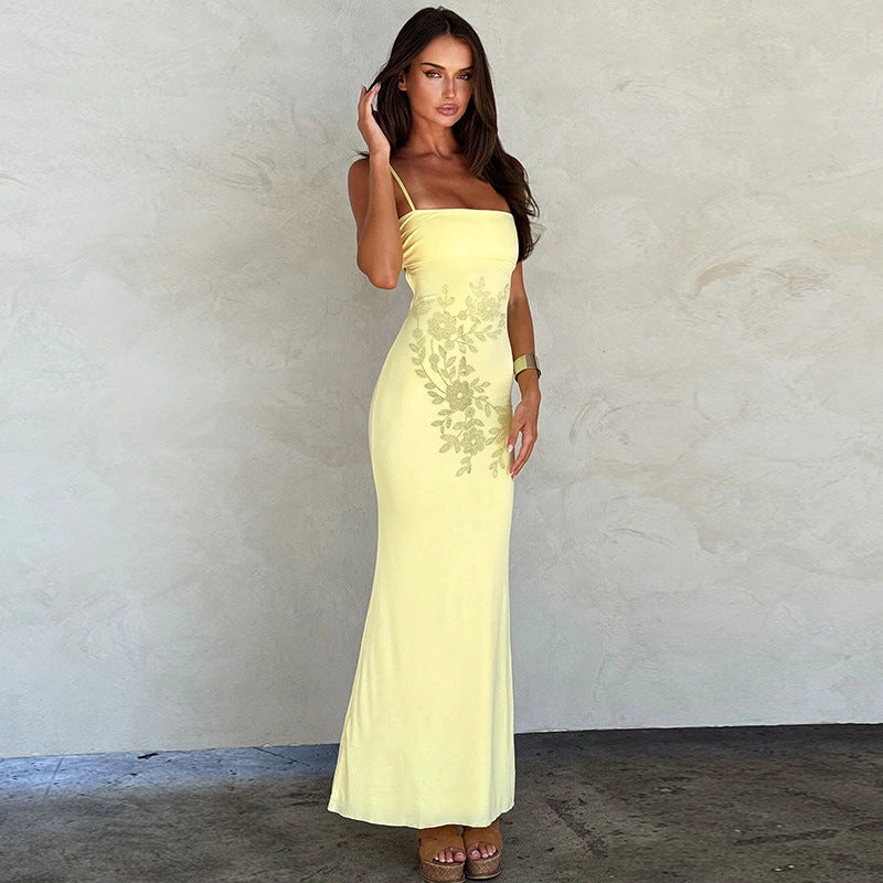 Robe Maxi Élégante pour Femmes avec Fins Bordures Florales et Bretelles Spaghetti Levoire
