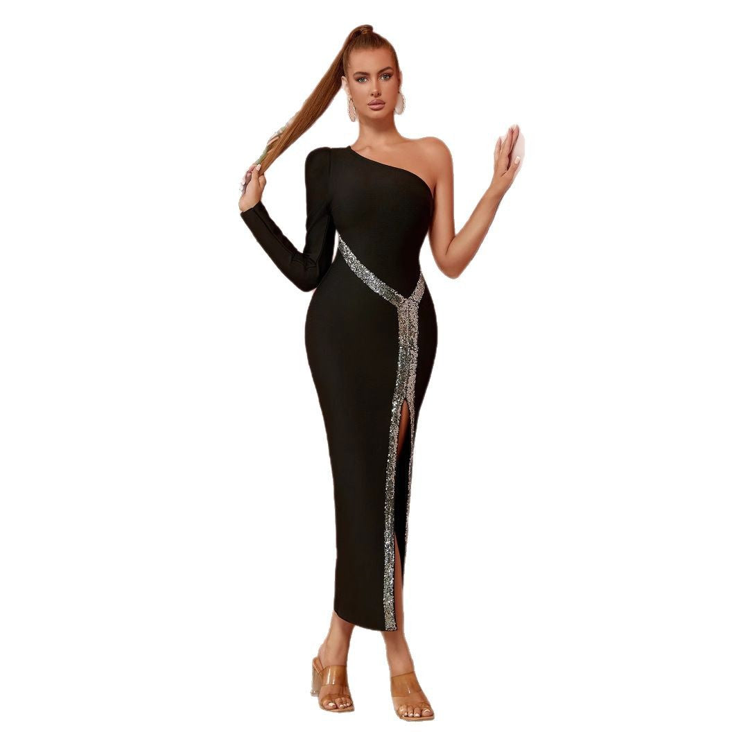 Robe Maxi Élégante pour Femmes avec Service Asymétrique et Détails Étincelants Levoire
