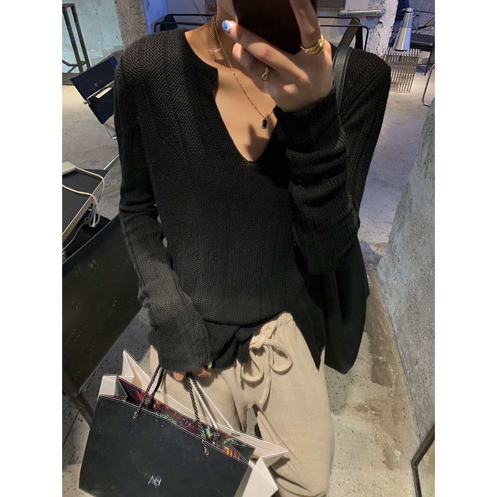 Sweater chunky en tricot pour femmes avec décolleté en V et manches longues Levoire