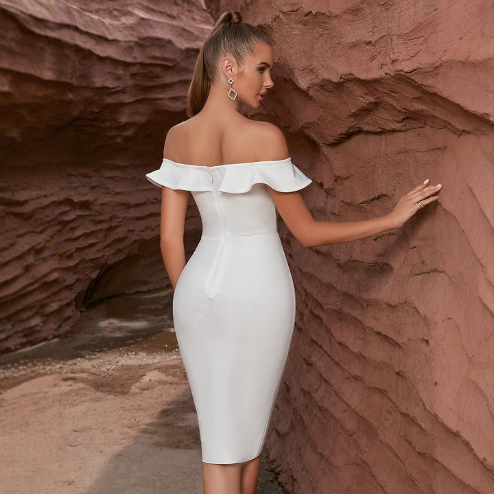 Robe fourreau pour femmes avec des manches volantes et un décolleté structuré Levoire