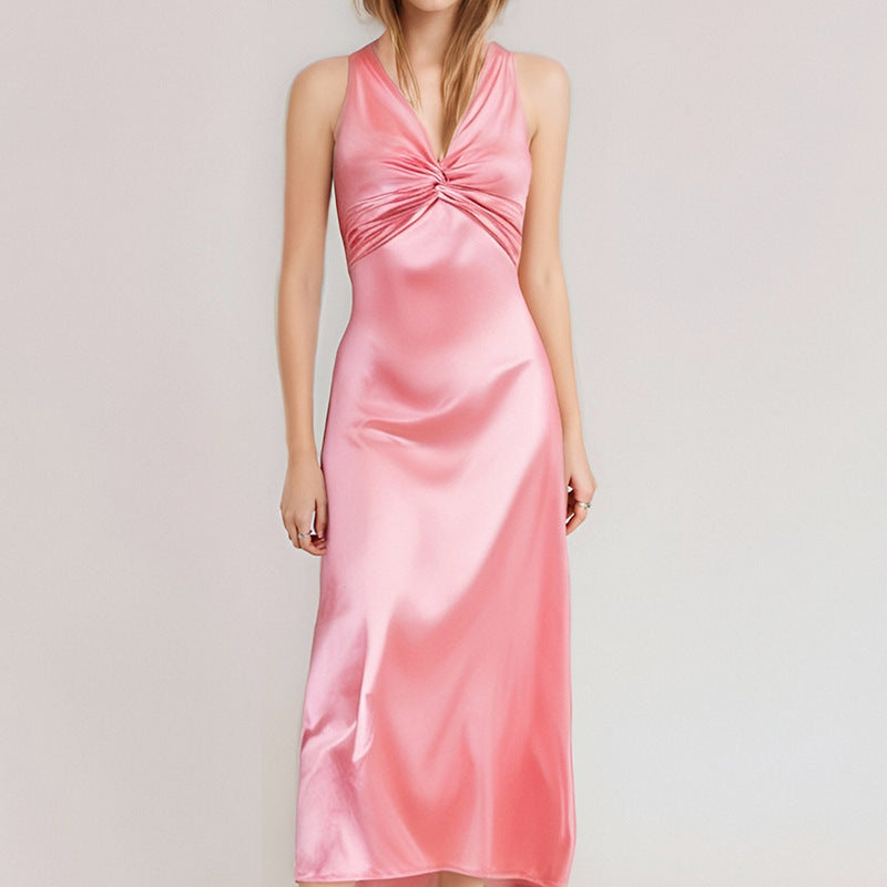 Robe en satin pour femmes avec détail enveloppant élégant Levoire