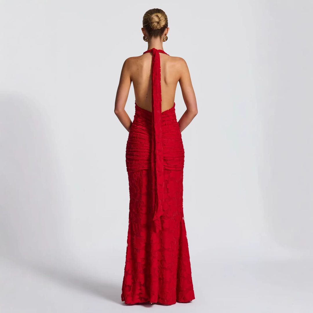 Robe de soirée glamour pour femmes avec décolleté en V profond et texture froncée Levoire