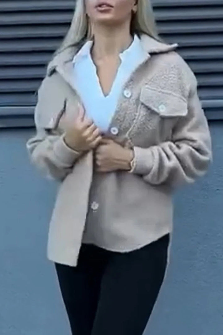 Veste en polaire décontractée pour femmes avec poches pratiques et détails de boutons Levoire