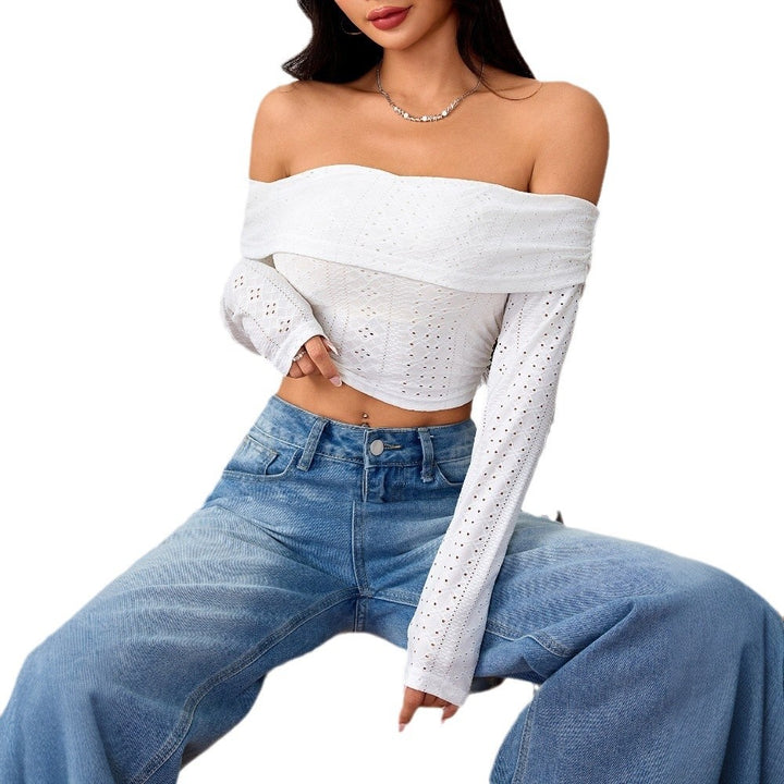 T-shirt court décolleté plongeant pour femmes avec manches bouffantes longues et structure en dentelle élégante Levoire