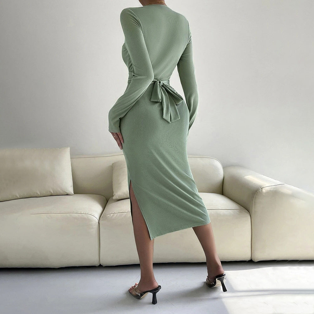 Robe enveloppante ajustée pour femmes avec manches longues et élégant effet de drapé Levoire