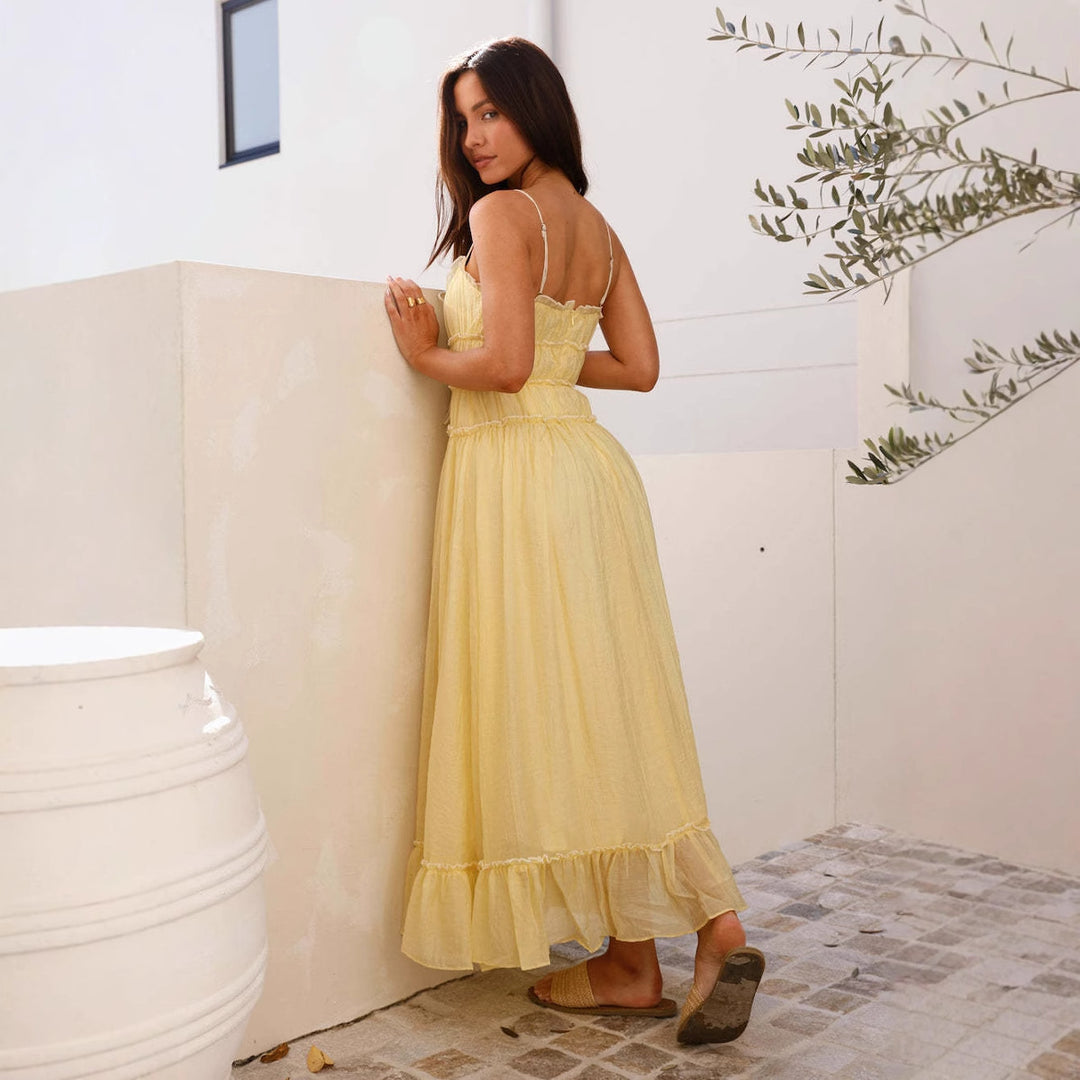 Robe maxi aérienne pour femmes avec détails volants et liens ajustables Levoire