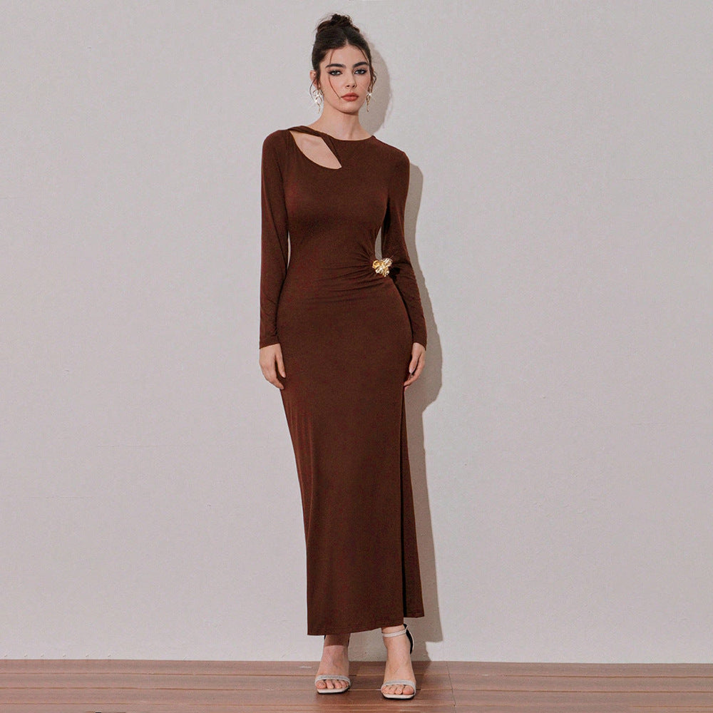 Robe maxi femme avec décolleté asymétrique et drapage sexy Levoire