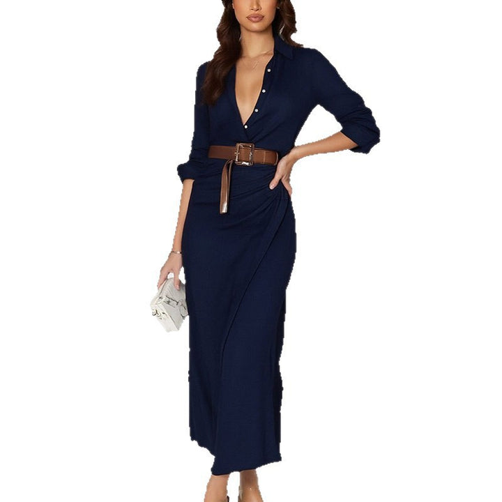 Robe maxi pour femmes avec décolleté en V profond et détails définissant la taille Levoire