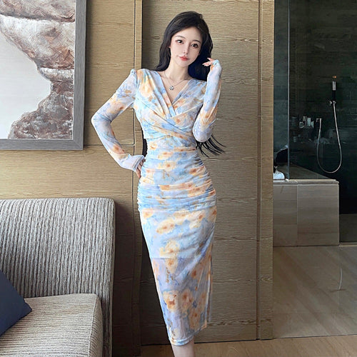 Levoire | Robe à nœud à décolleté en V séduisante