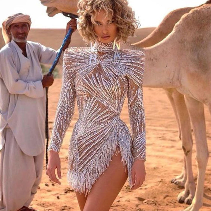 Levoire | Élégante robe de soirée dorée et argentée avec franges Argent