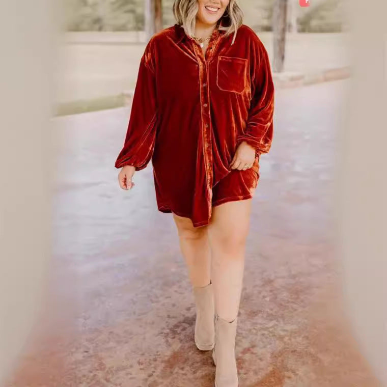 Robe de plage pour femmes en velours doux avec des détails de bouton pratiques Levoire