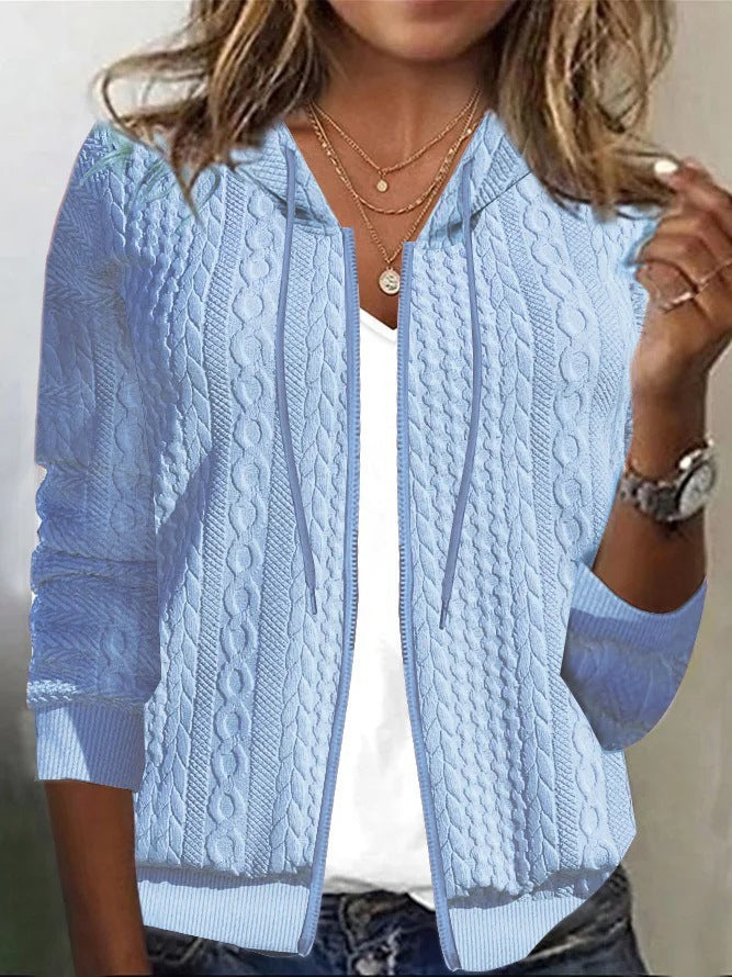 Cardigan féminin avec motif en fine câble et capuche Levoire