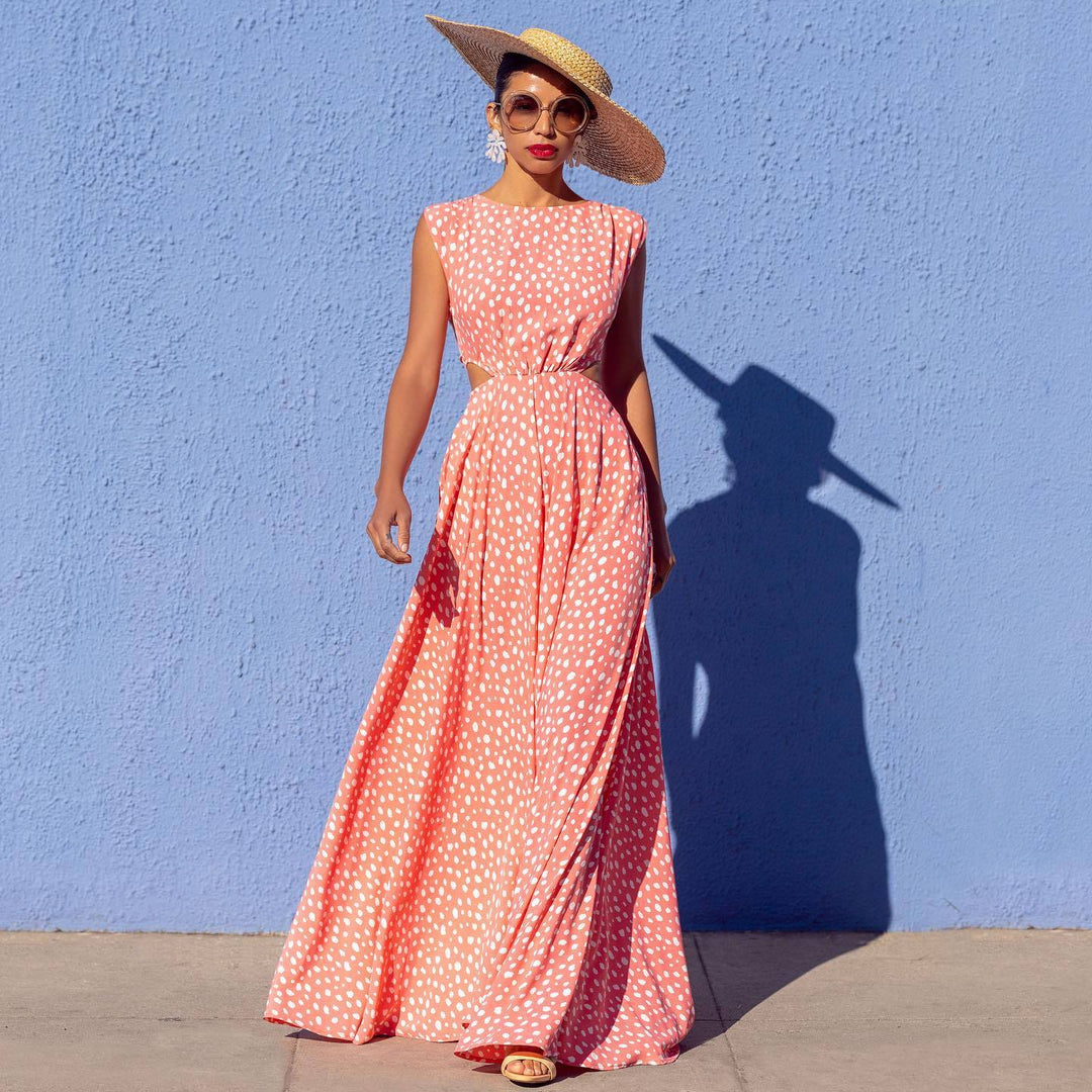 Robe maxi pour femmes avec une coupe élégante, longueur sol et découpe latérale Levoire
