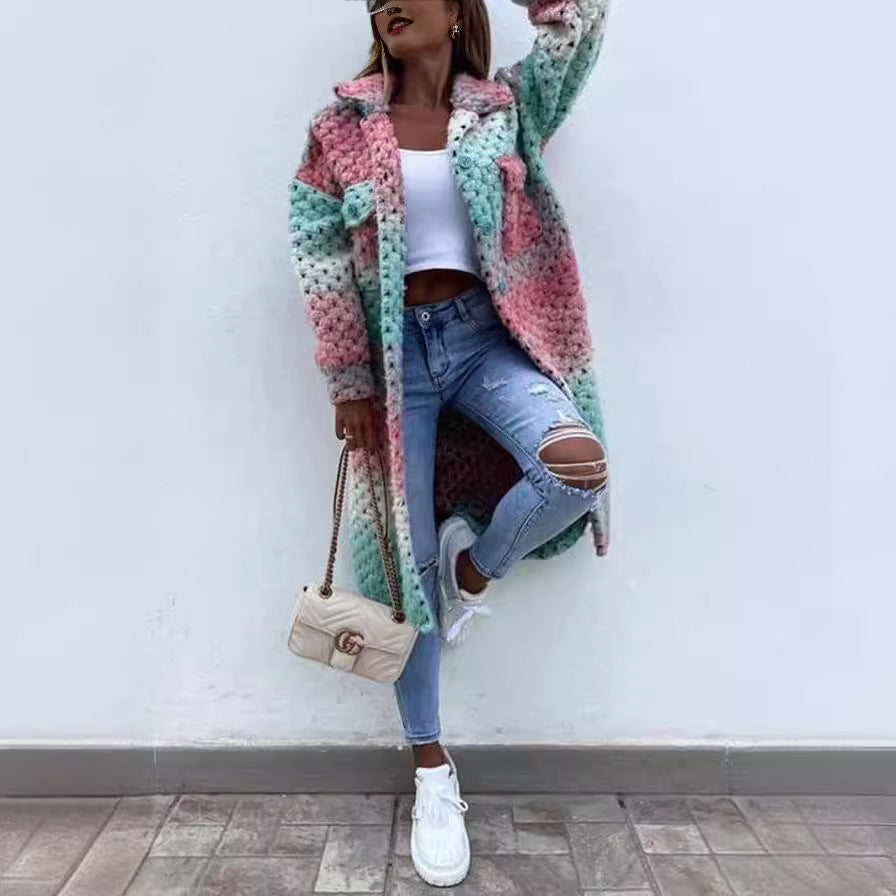 Manteau en tricot surdimensionné et confortable pour femmes, avec des couleurs modernes et des poches pratiques Levoire