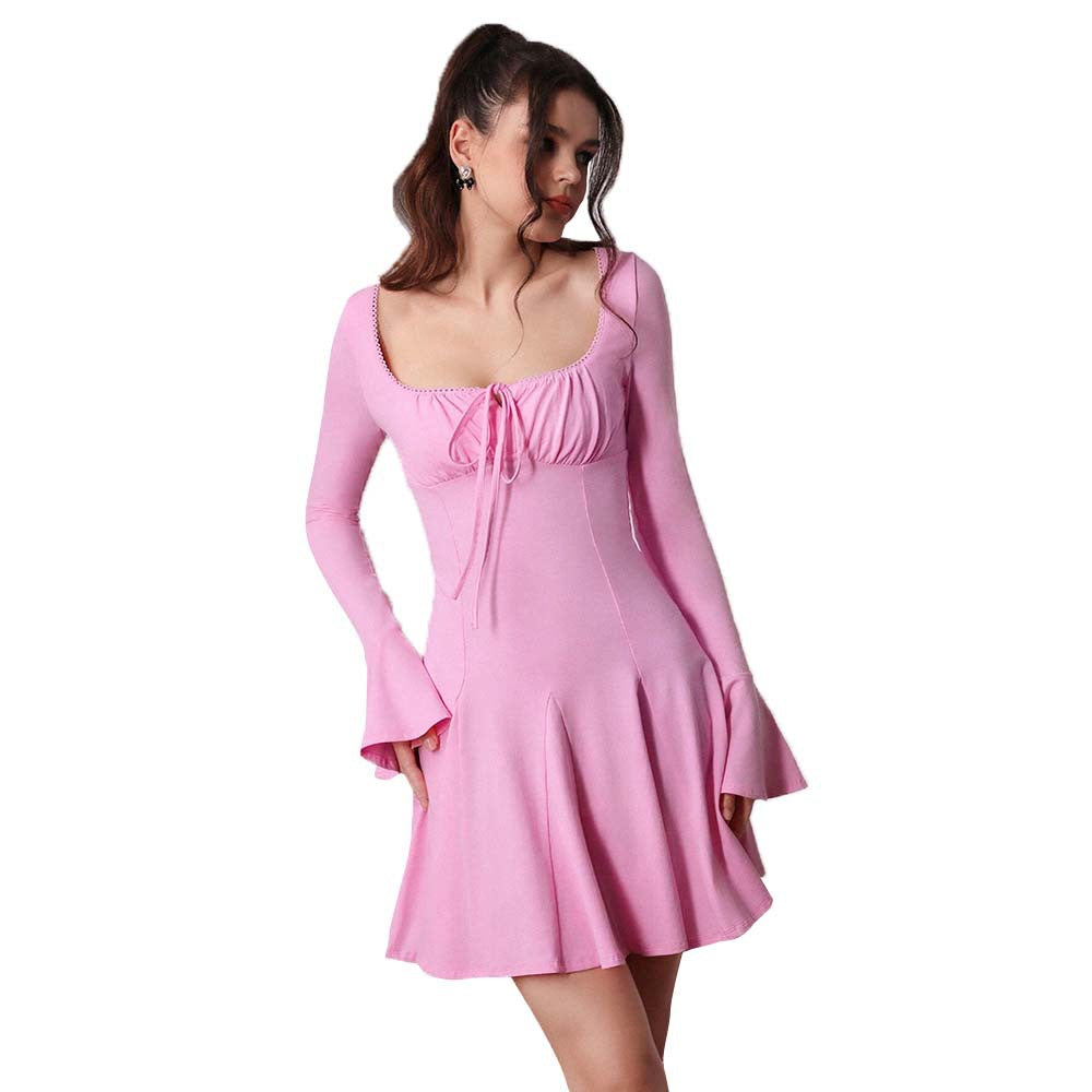 Robe femme avec décolleté profond et manches en volants élégants Levoire