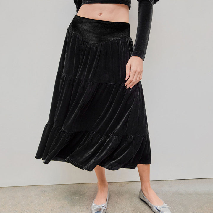 Ensemble élégant pour femmes composé d'une chemise à volants et d'une maxi jupe fluide Levoire