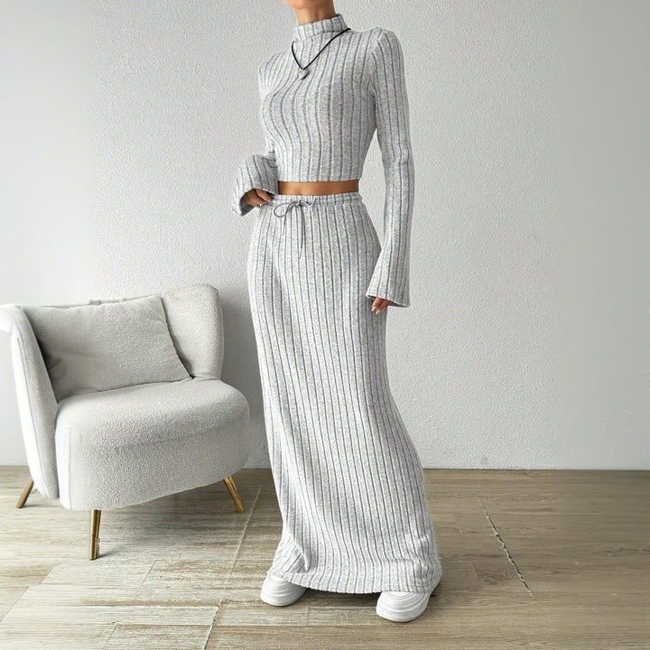 Ensemble top court à manches longues et jupe maxi pour femmes avec une élégante structure en rib Levoire