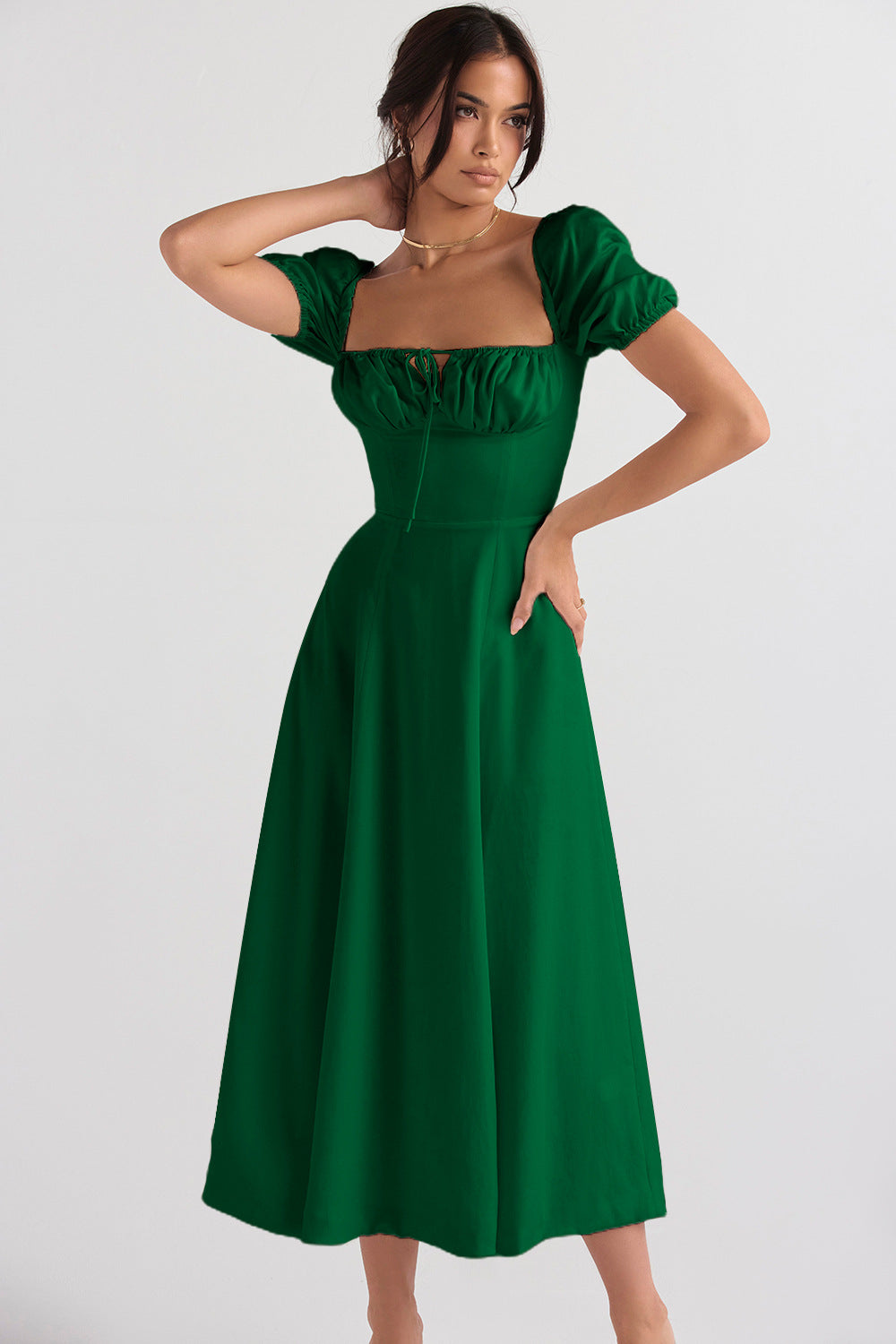 Robe Midi Élégante Femme avec Manches Bouffantes et Encolure Raffinée Levoire