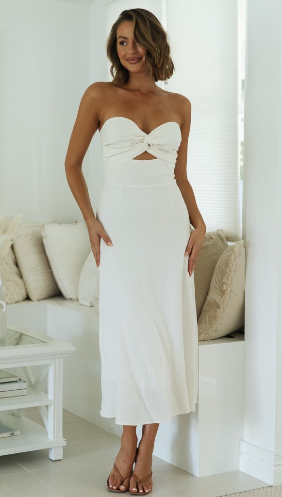 Robe midi pour femmes avec détail de nœud séduisant et coupe ajustée Levoire