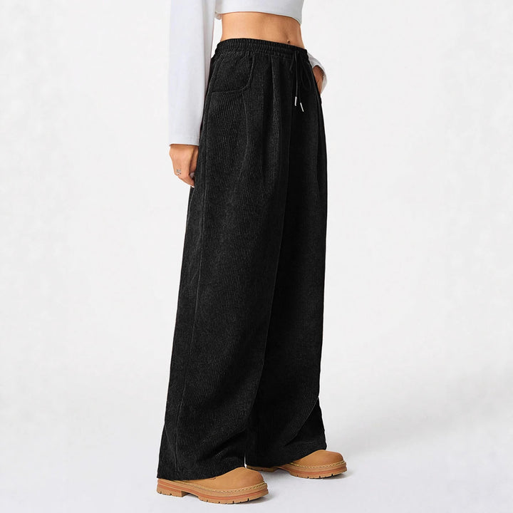 Pantalon large en corduroy à la mode pour femmes avec taille élastique et poches pratiques Levoire