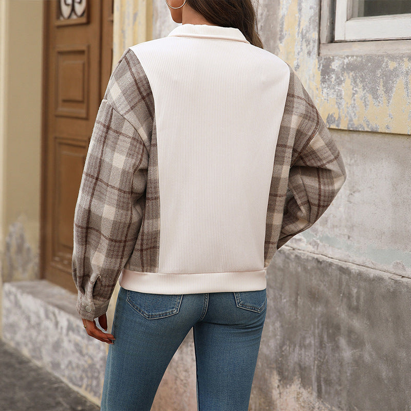 Sweat-shirt féminin à la mode avec motif à carreaux et détails de boutons Levoire