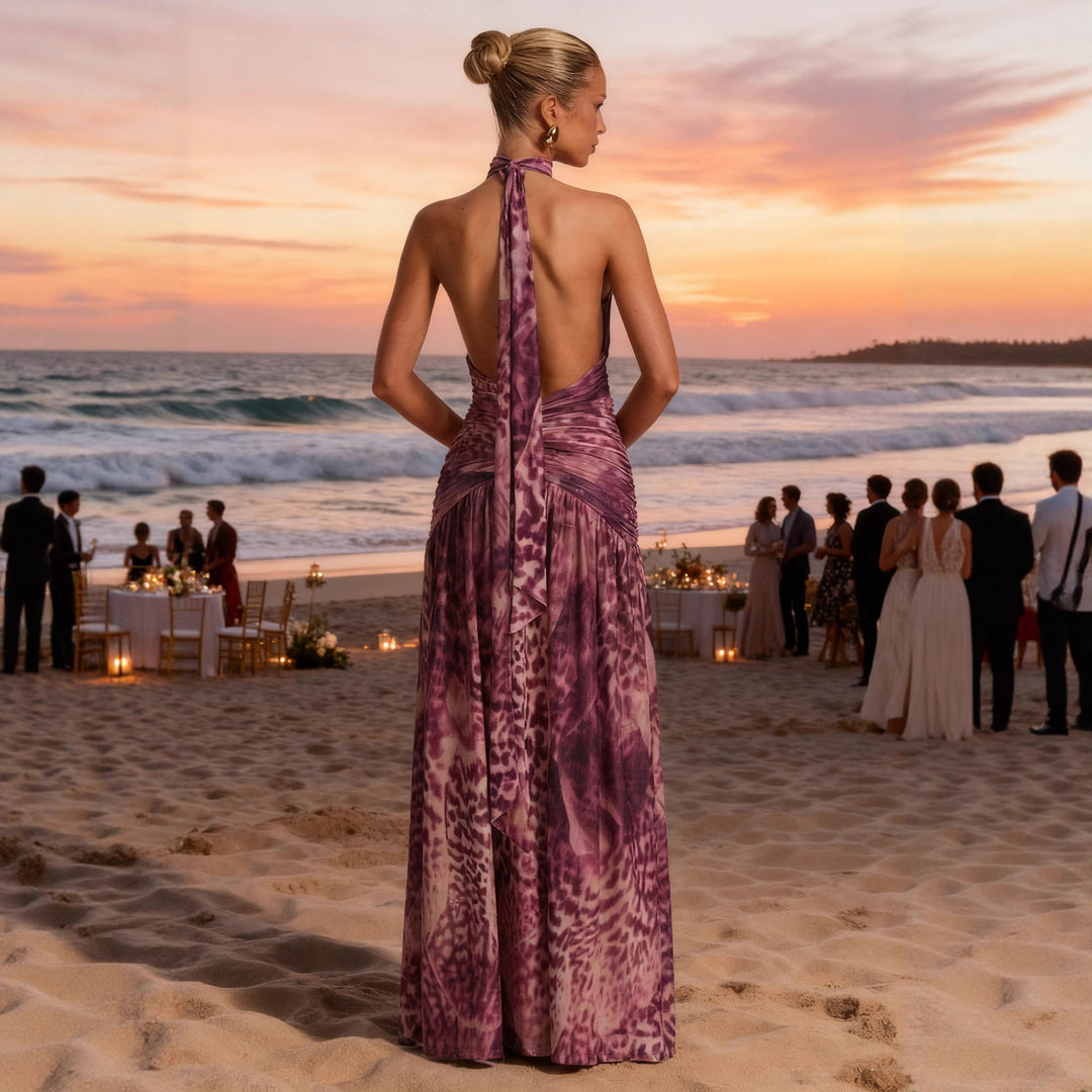 Robe Maxi Élégante pour Femme avec Profond Décolleté en V et Éléments de Rassemblement Raffinés Levoire