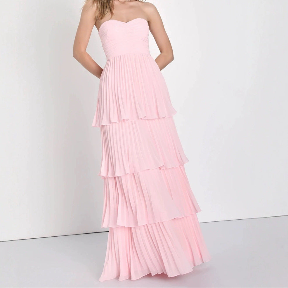 Robe maxi formelle pour femme avec jupe plissée en couches et décolleté en forme de cœur Levoire