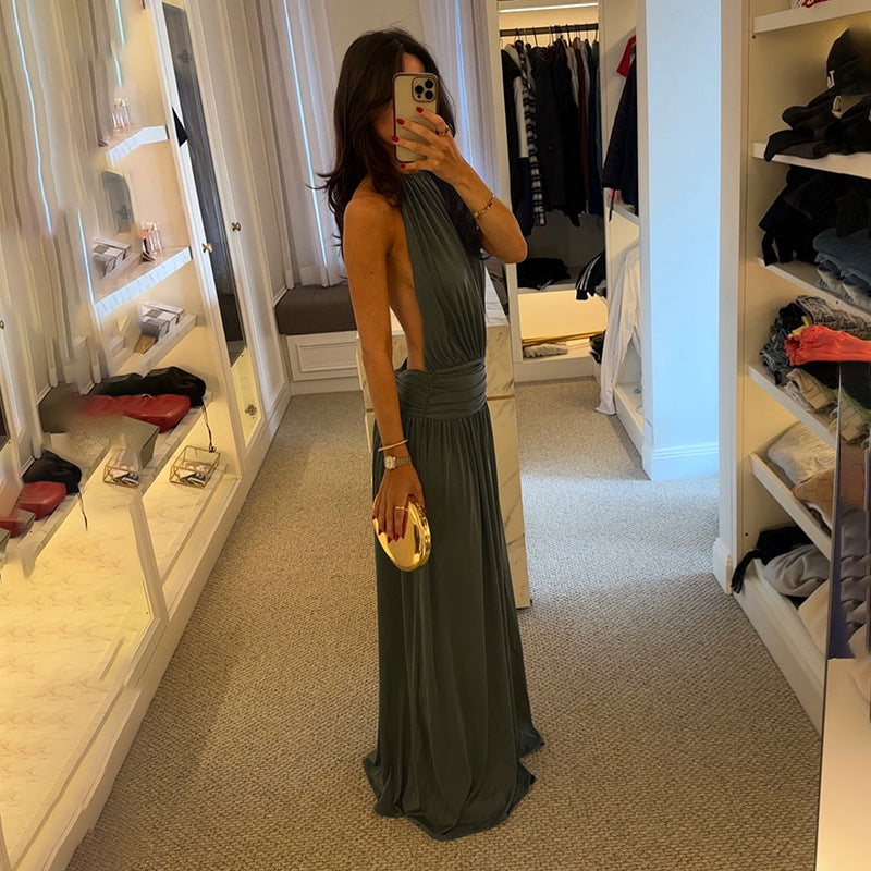 Robe maxi élégante pour femme avec col haut et tissu fluide Levoire