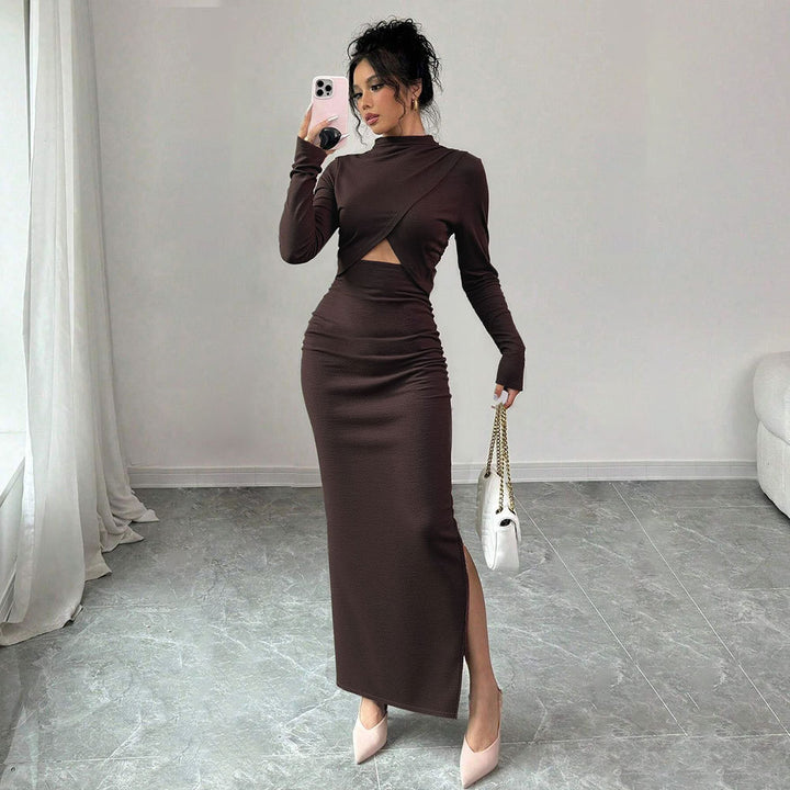 Robe portefeuille pour femmes avec une fente sophistiquée et de longues manches élégantes Levoire
