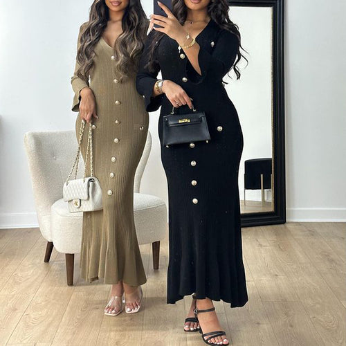 Robe maxi femme avec un élégant design de boutons et un tricot côtelé sophistiqué Levoire