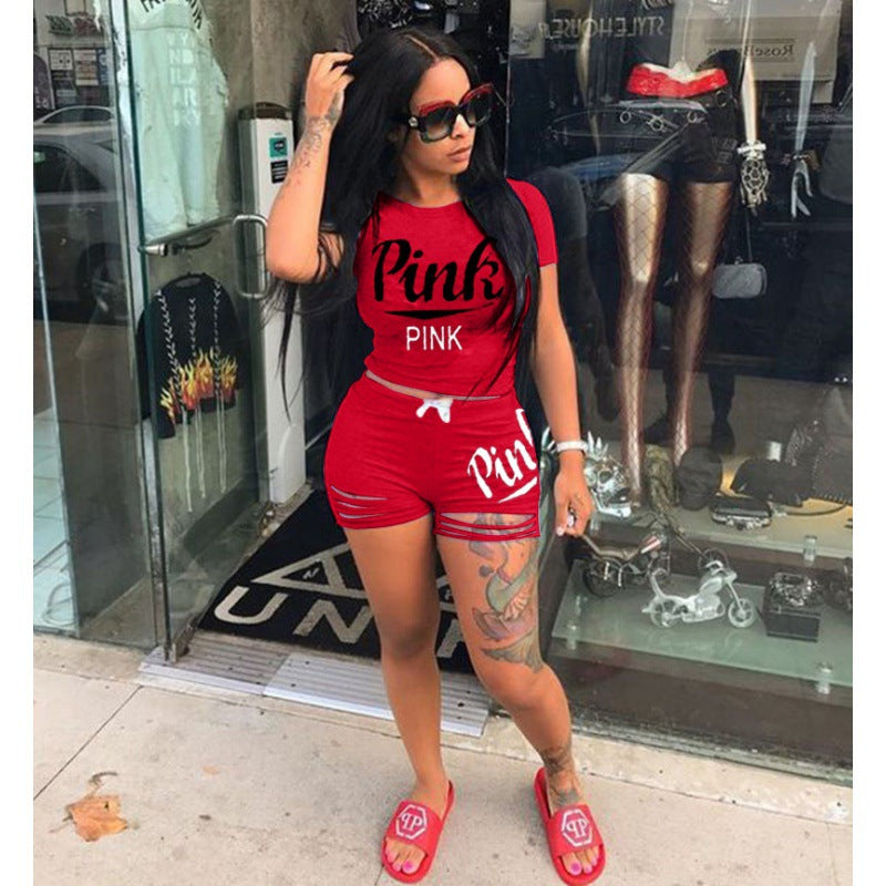 Ensemble t-shirt et short pour femmes sportif avec coupe décontractée et imprimés contrastés Levoire